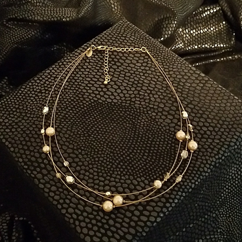 Gold Lia Sophia necklace